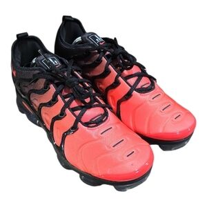 Nike Air VaporMax Plus Darth Maul Shoes DZ4857-001 Crimson Men’s Size 11.5 NWOT